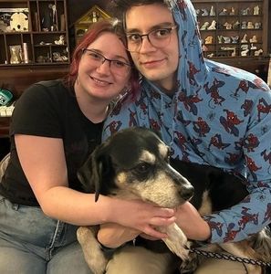 Meet your Posher, Emma